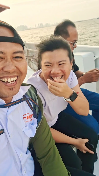 Alhamdllah Bisa Buat Orang Bahagia dan Selalu Tersenyum#vlog #shorts #automobile #pelautvlog #short