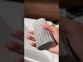 サッシの溝から網戸まで!細かい場所のホコリ掃除に便利な凹凸カットスポンジの検証