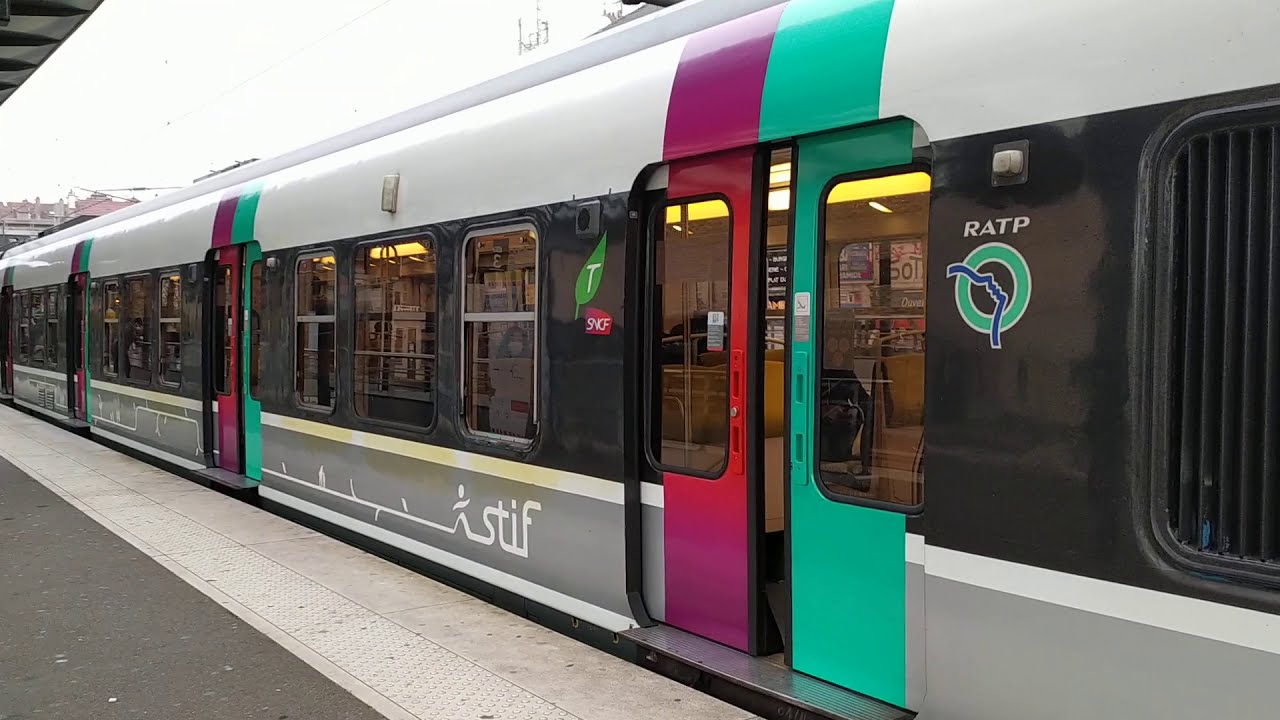 RER B à la gare d'Aulnay sous Bois
