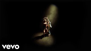 Bad Bunny - Baile Inolvidable Official Video