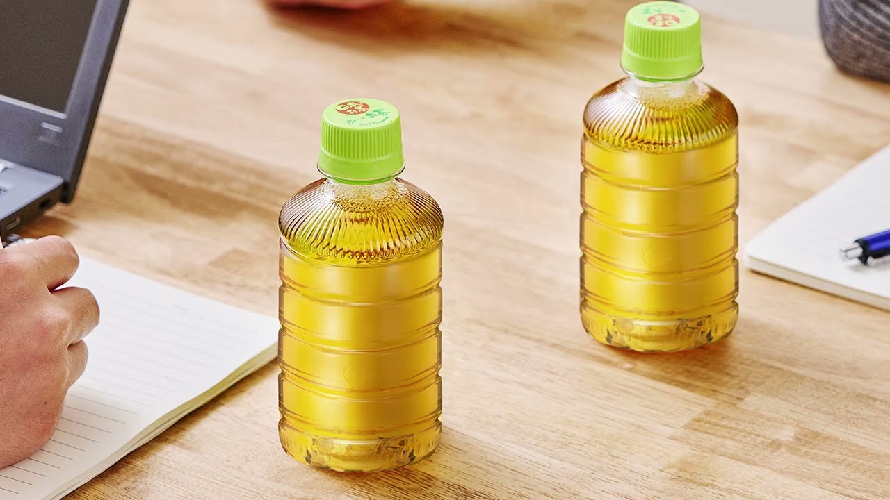 伊藤園 おーいお茶 緑茶 2L ラベルレス 1箱（9本入）｜カウネット