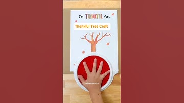 Thankful Tree Handprint Art 🍂 get the printable on Plaeful Printables #thanksgivingcraft