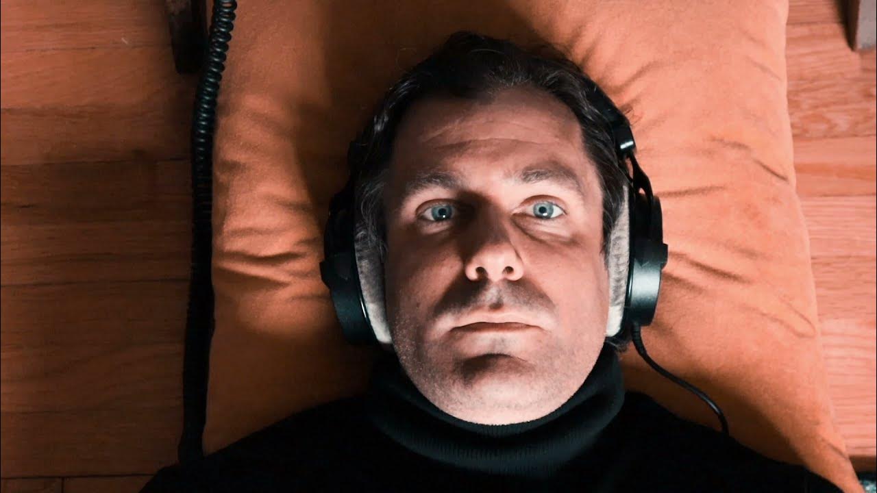 Slow leaves. осенние листья на темном фоне. Dust road. звуки природы в картинках листья,звуки дождя. Dusty roads piano.