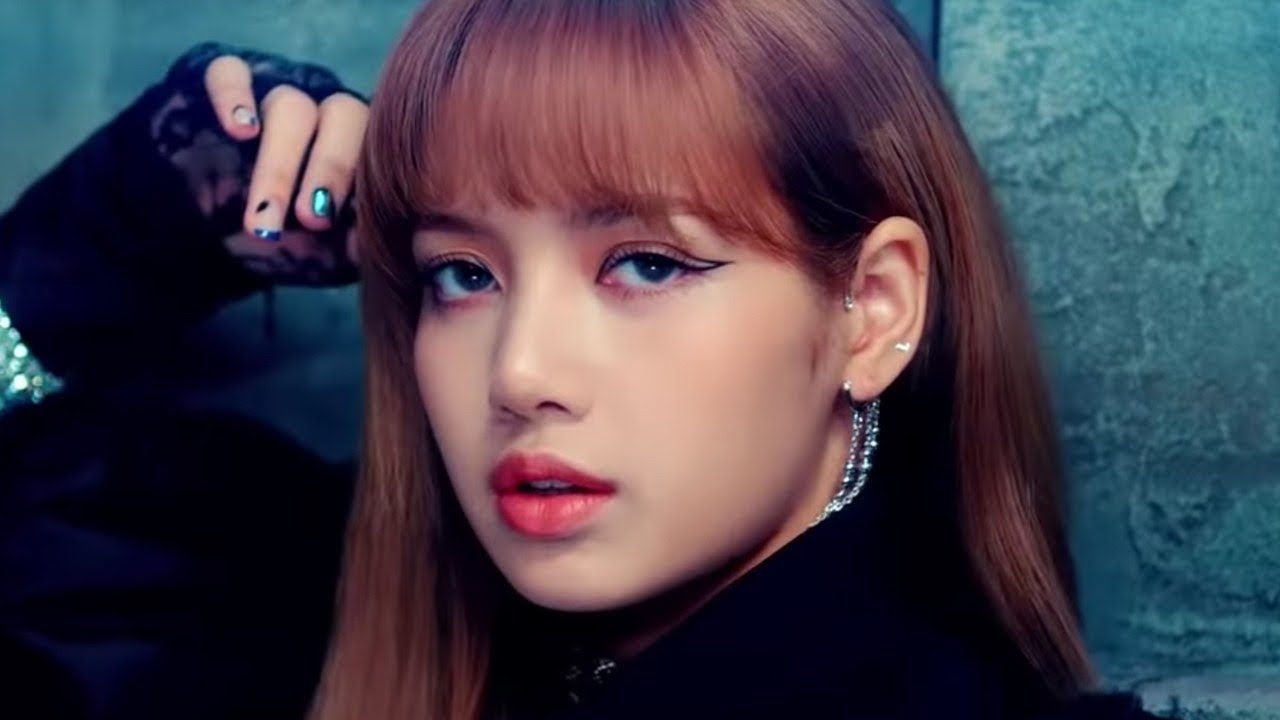 BLACKPINK- ‘Ddu-du-ddu-du’ deeper female voice - YouTube