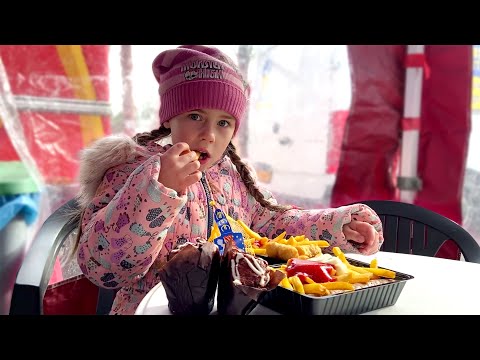 Gratis friet en snacks voor Oekrainse ouderen en kinderen in de Donbas.