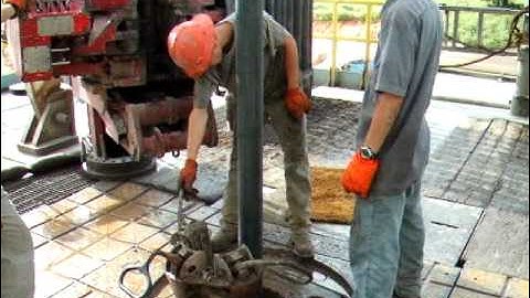 2006 Internship: Rig Work - Tripping Out Hole
