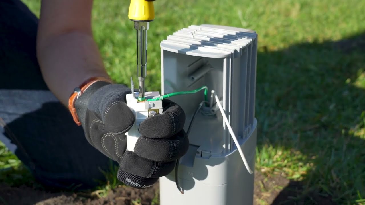 TayMac PP55Z Outdoor Garden Post for Lighting & Power, 26
