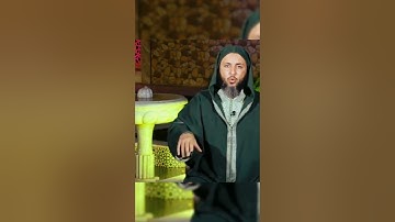 سجود المسلمين والمشركين والجن والانس عندما قرأ رسول الله ﷺ سورة النجم.