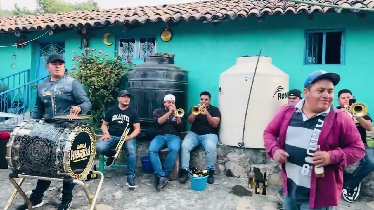 El Modorro - Banda Híbrida de Chucándiro Michoacán 🔥