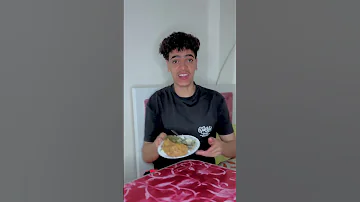 حنان الأم علي إبنها 
