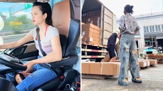 Download lagu Female Truck Driver Zhang Zhang Living in Her Truck | Daily Delivery Life