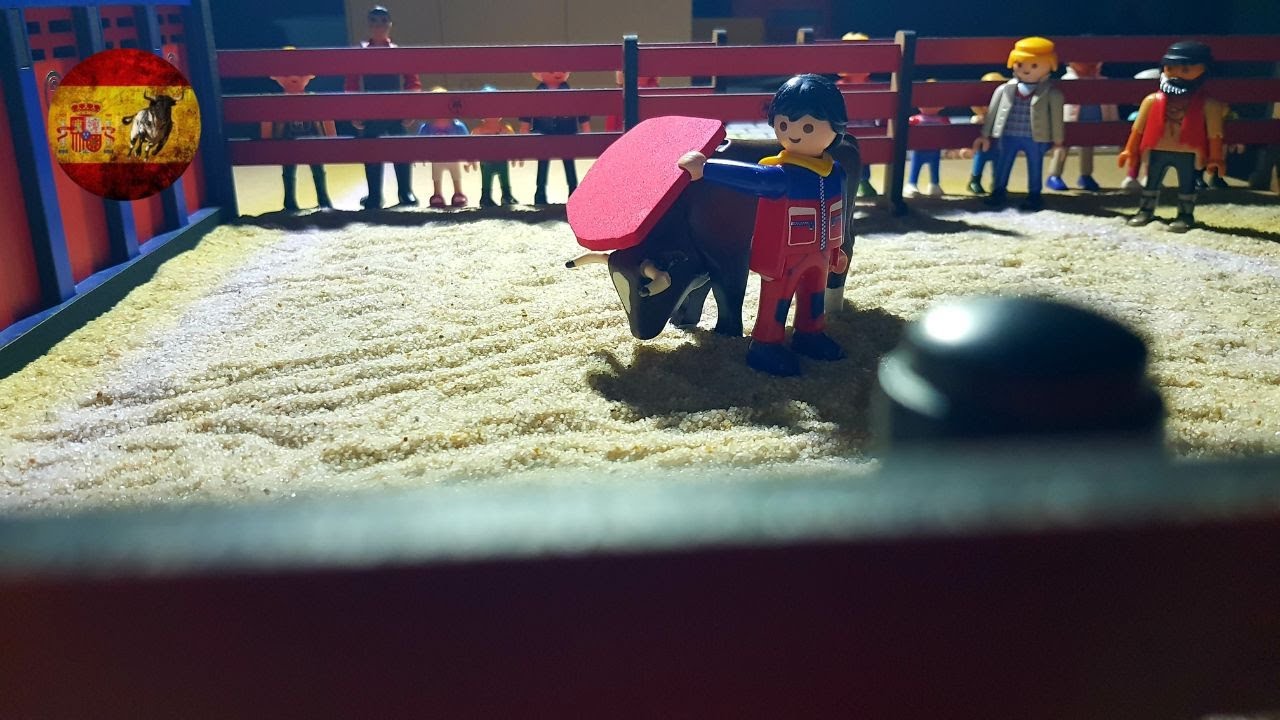 Capea con 2 Toros de la ganadería "Hernandez Pla".