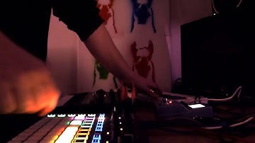 Quick Jam on a Saturday Night (Novation Circuit, Arturia Microbrute + Keystep, Zoom MS-70CDR)