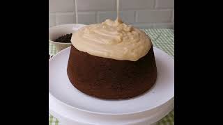 تزيين الكيك بالكريمة وقطع الشوكولاته الرائعة  Cream Cake أروع وصفات الكيك  تزيين الكيك