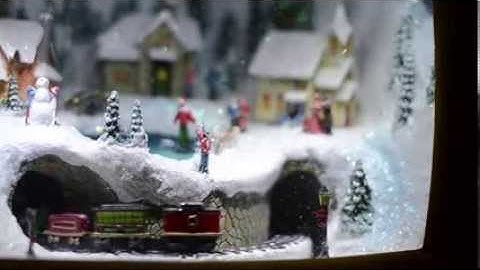 Arduino-Controlled Christmas Scene & Train