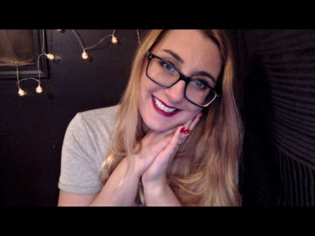 ASMR Susurros ~ Una Amigable Chica Canadiense te da Cosquillas ~ Role Play con Personal Attention