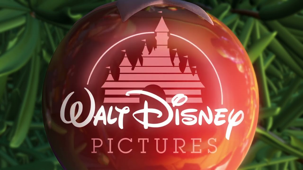 Walt Disney Pictures Mickey's Twice Upon a Christmas (2004