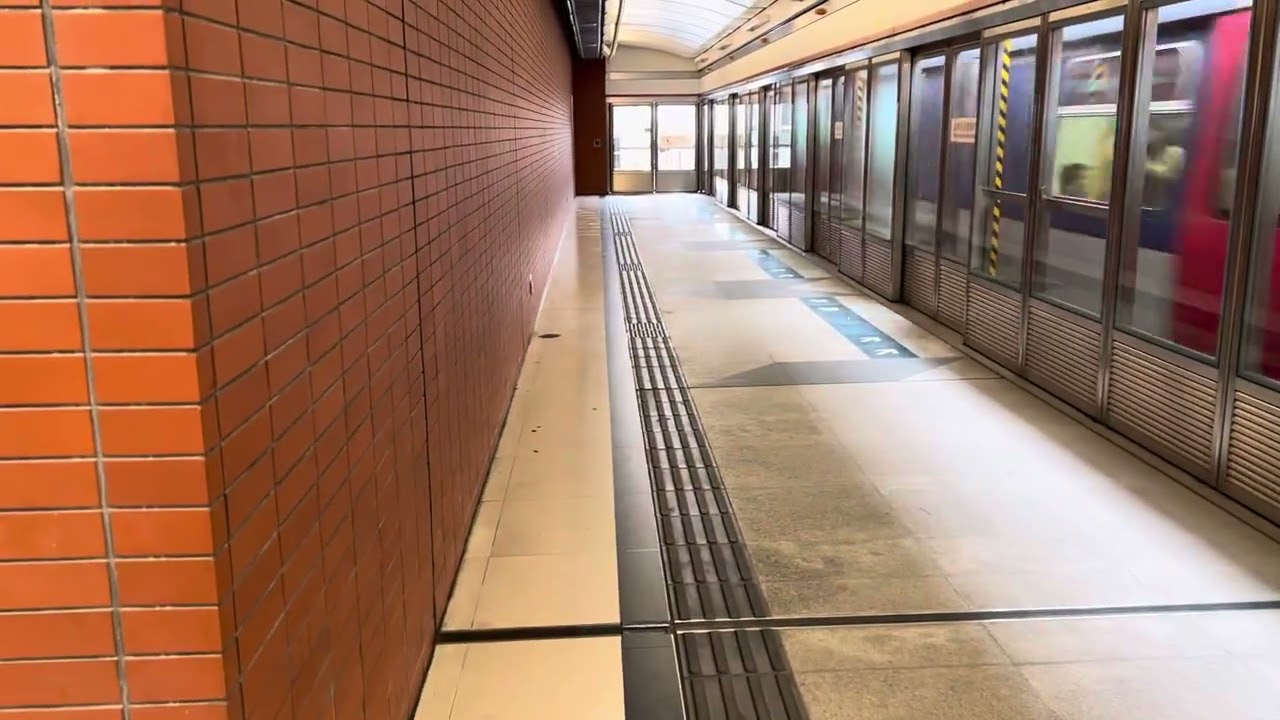 MTR Tuen Ma Line SP1900 D391/D392 & D383/D384 Depart & Arrive Kam Sheung Road Station Platform 1 & 2