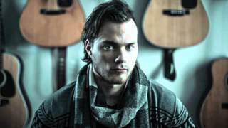 Video-Miniaturansicht von „Ásgeir - Stolen Dance (Milky Chance 'Like A Version')“