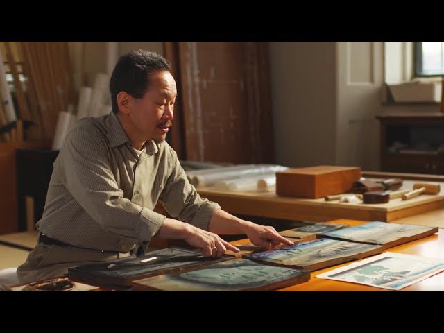 Unintentional ASMR 🖼️ Traditional Japanese Printmaking (brushing, explanations) class=