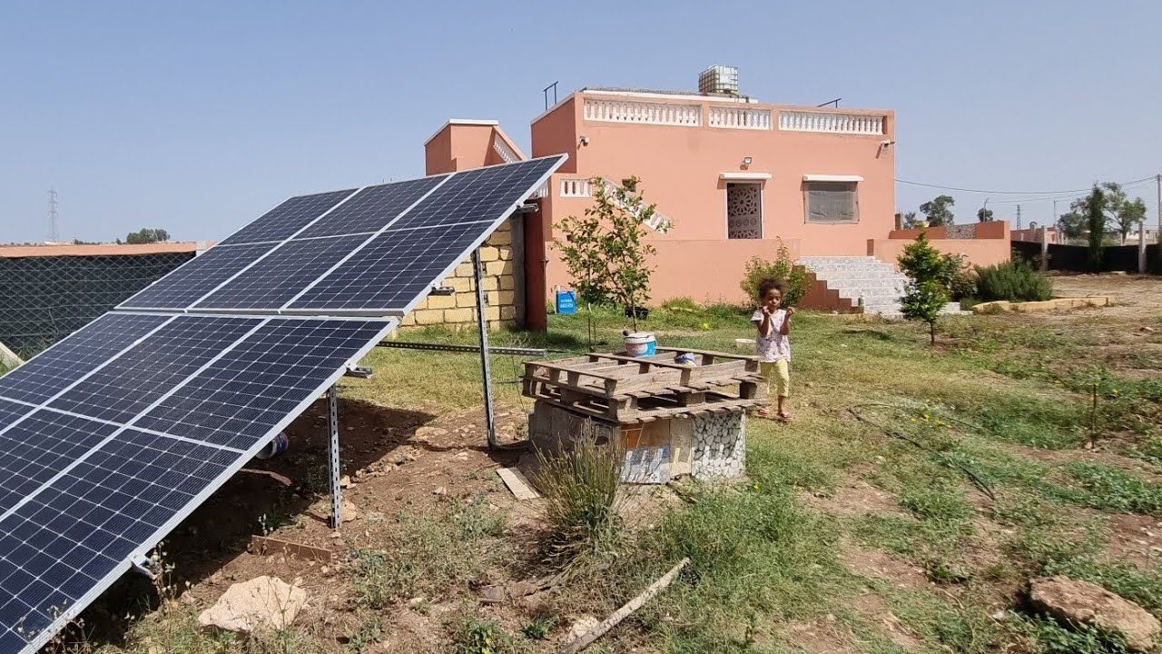فيرمة جميلة محفظة نواحي مدينة الجديدة بها منزل والماء والكهرباء وبئر وأشجار المثمرة(الجديدة )