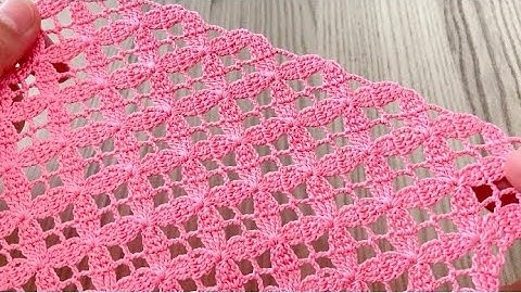 MOTIF LOOK GORGEOUS Shawl, Blouse, Sweater, Runner Pattern