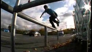 Si Glover Skating Makro Rail 2008 - By Nathan Hadley