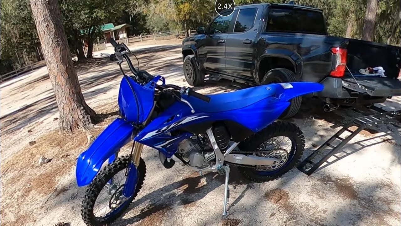 Brand New 1st Kick Start Warm-up 2026 Yamaha YZ 125X 2 stroke sound beautiful 