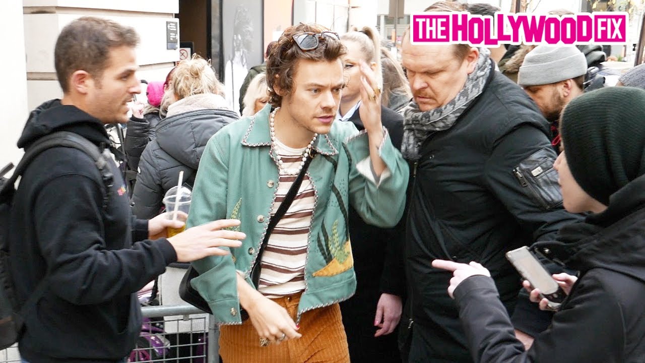 Harry Styles Makes Time For Fans & Paparazzi On Valentine's Day At BBC Radio Studios In London