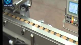 RECORD   Packaging System   Crisp Bread on Edge