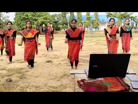 Tari Tor tor Batak kreasi alusi au by SMPN 37 Muaro Jambi