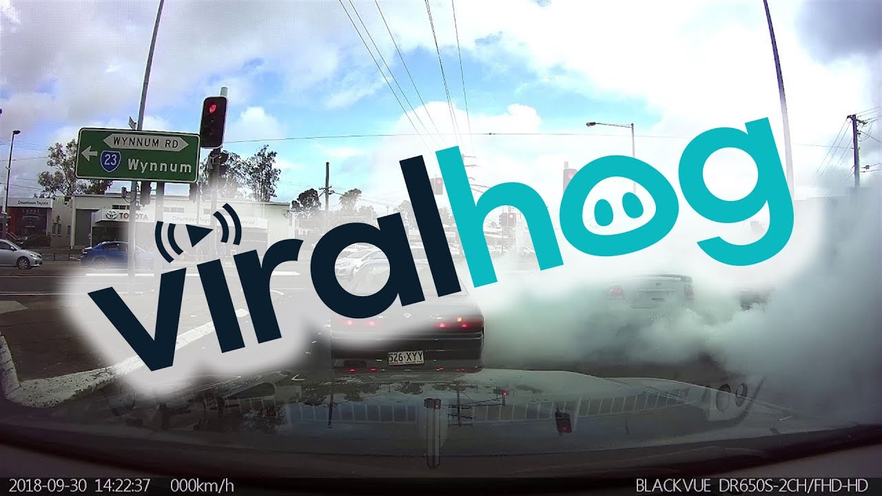 Traffic Light Burnout || ViralHog - YouTube