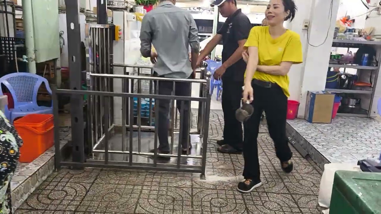 Làm thang nâng theo yêu cầu ĐT.0909488084