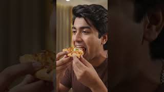 pizza or patties khate hue #shortvideo #like #growth #subscribemychannel #pizza