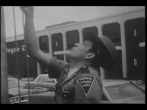 camera iphone 8 plus apk Muncie City Hall flag raising, 1969-04-28
