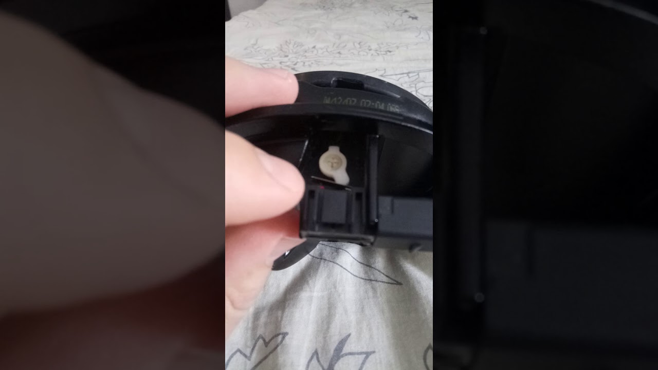 Не горит свет в багажнике пассат б6