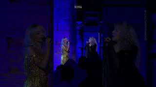 Stevie Nicks and Sabrina Carpenter Duet on "Landslide" at 2026 Met Gala