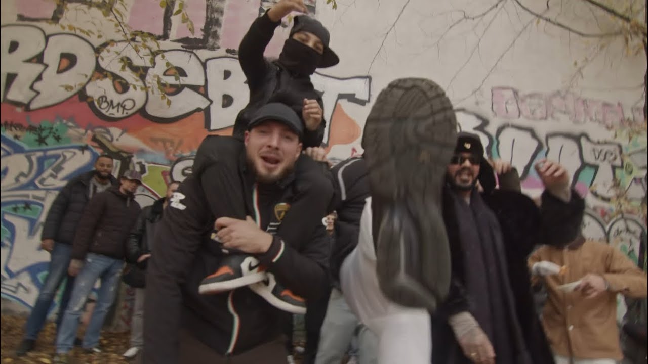 Watch Johno37 X Cleanup - Frau Holle (Prod. 808Swerve, J.Roc, allehassenchr1s) on YouTube Watch Johno37 X Cleanup - Frau Holle (Prod. 808Swerve, J.Roc, allehassenchr1s) on YouTube
