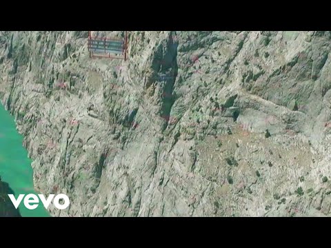     موزیک ویدیوی رسمی