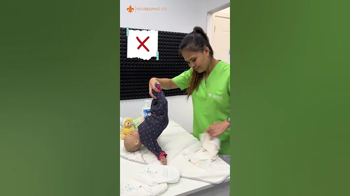 How to Change Your Baby’s Diaper Correctly?