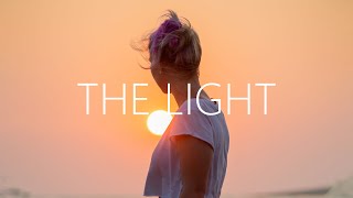 Rameses B & Laura Brehm - Looking For The Light (Lyrics)