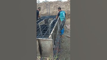 Ghép cốp pha be móng