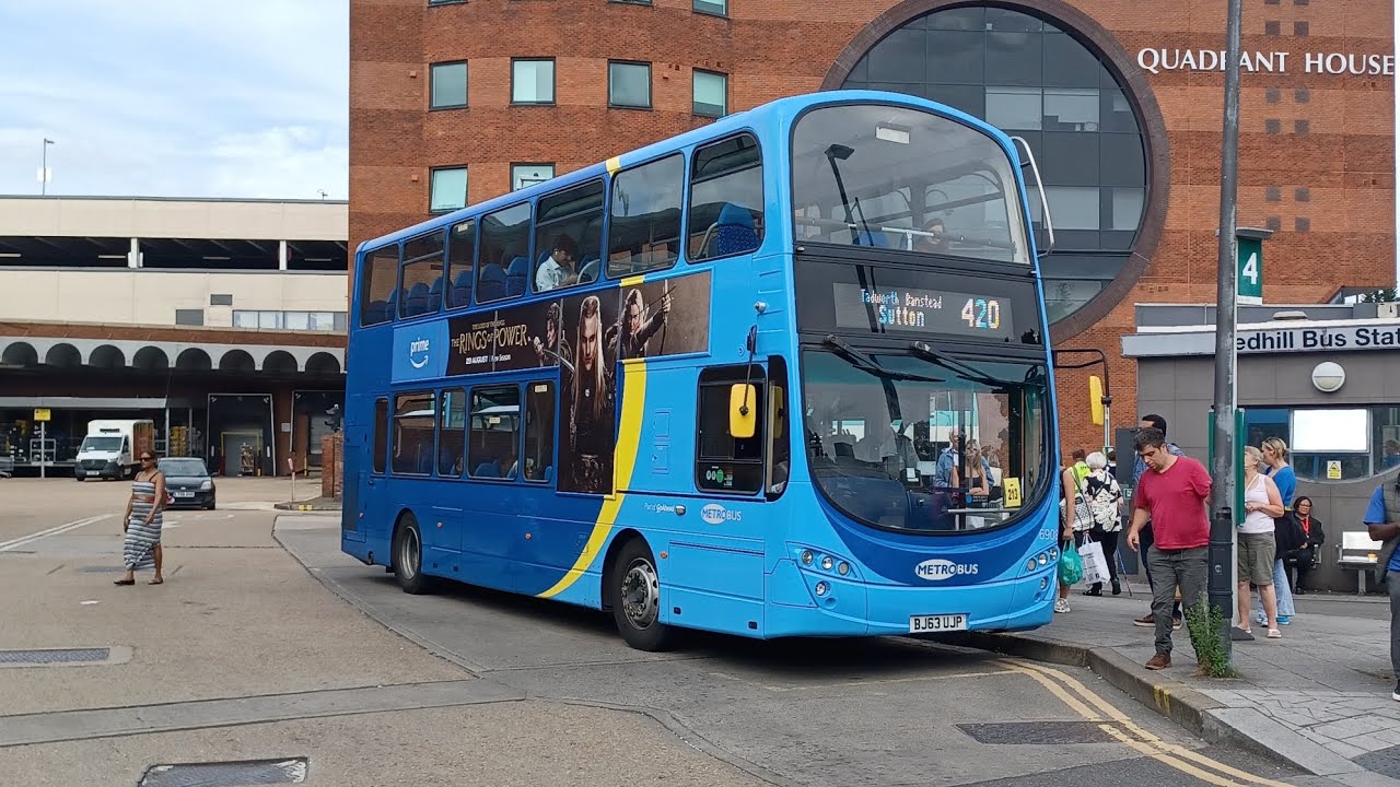 last-day-to-whitebushes-ride-on-metrobus-route-420-6908-bj63-ujp