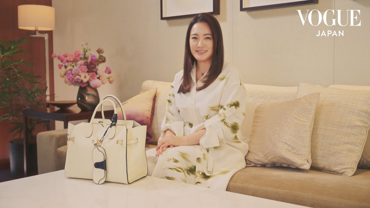 仲間由紀恵「基本閉まらない」「だいたい開いてます」バッグの中身を