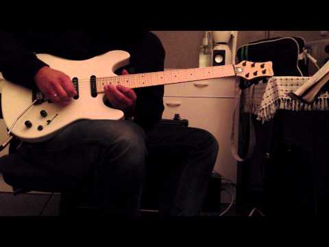 Mirko Salispahic´s B-Tight Gitarrensolo "Drinne"