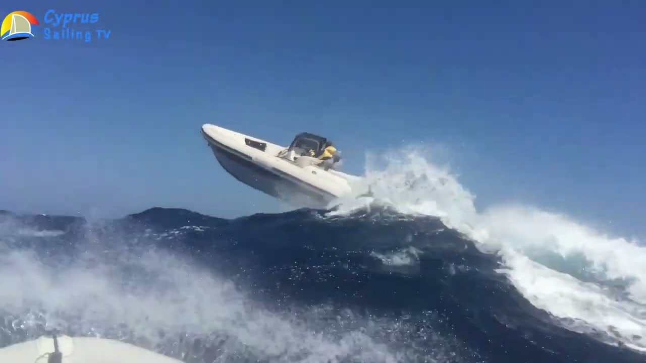 ⁣Αν τα σκάφη μιλούσαν οι φυλακές της χώρας θα ήταν πολύ λίγες να μας χωρέσουν #Boatfails 5