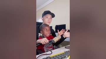 Ca sĩ Xuân Lôi và bài ca Một Con Vịt