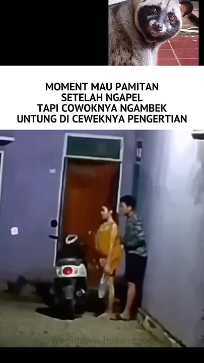 Dua remaja bermain di teras rumah terekam kamera tetangga 😅 #shortvideos #ngakak #funny #lucu