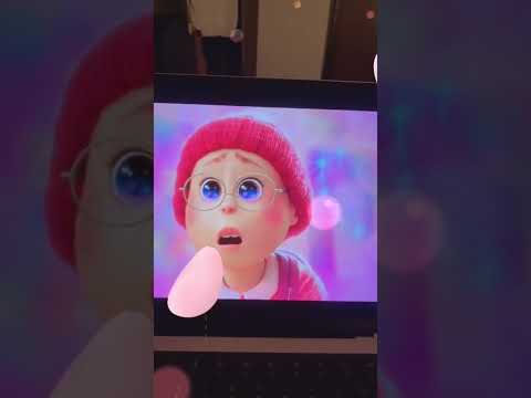 Turning Red 😍 im in love with an #emogirl