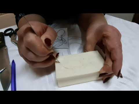 Video: ¿Qué es el tallado en bajorrelieve?